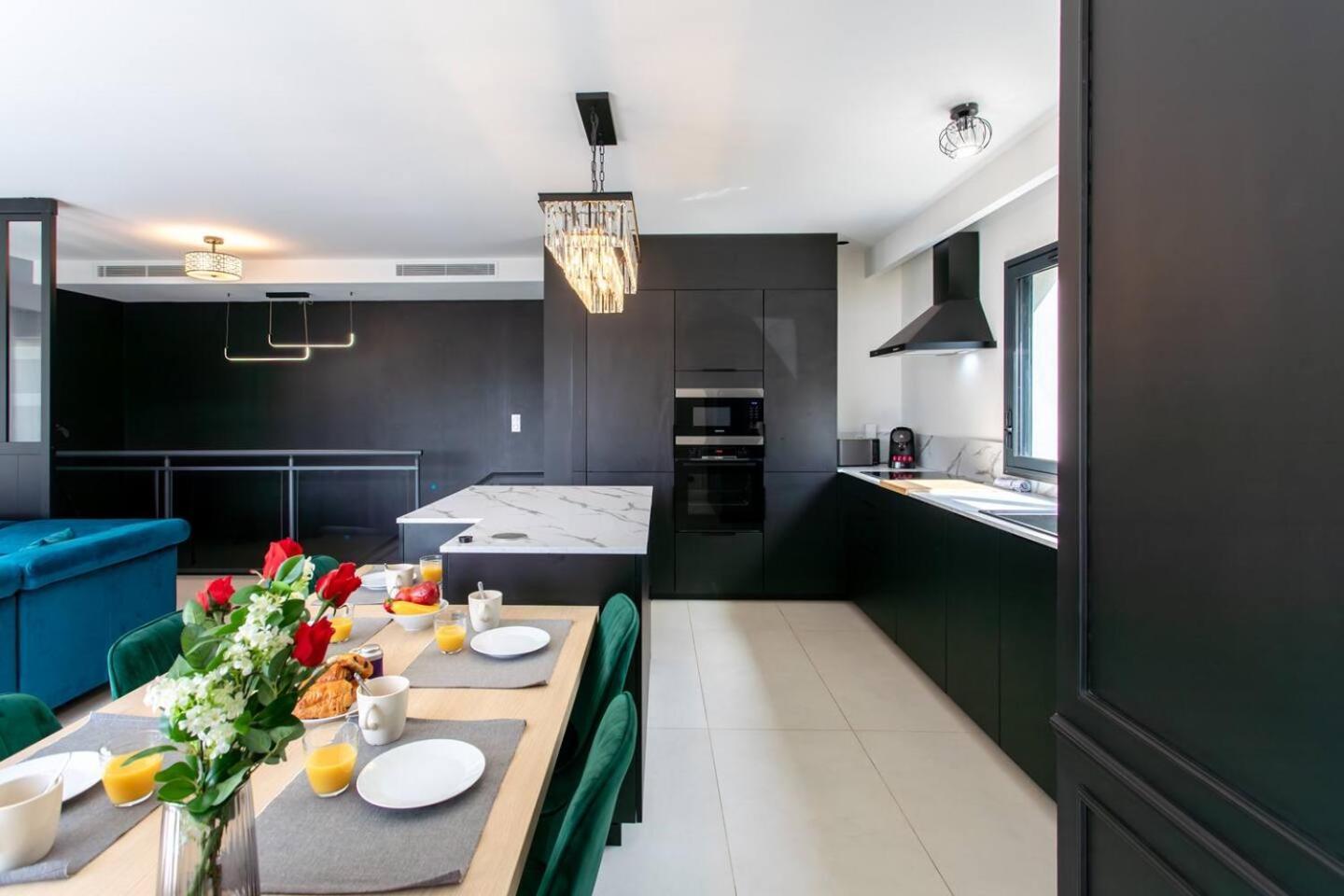 Villa Modern Super-cannes Heated Pool, Parking, Clim, 7 Min To Cannes Vallauris