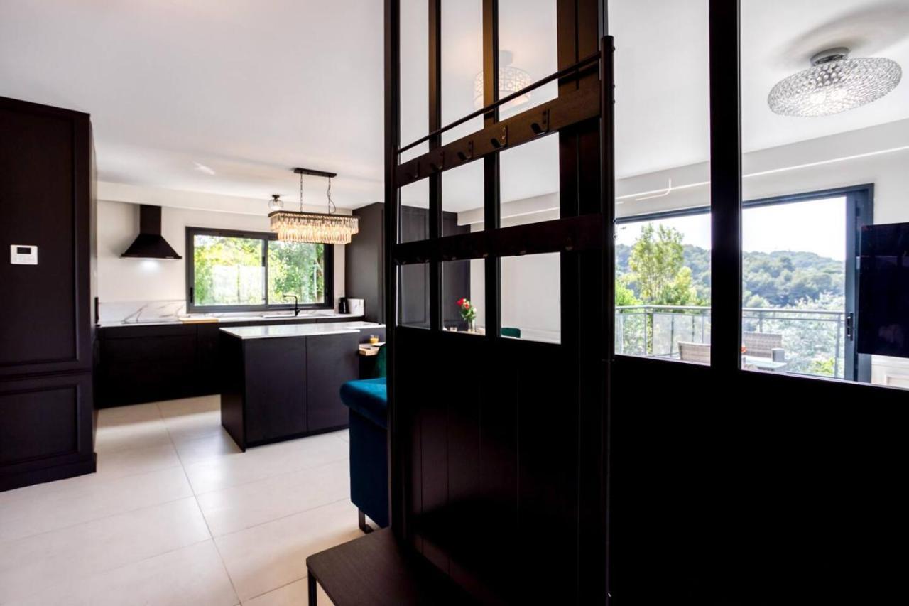 Modern Super-cannes Heated Pool, Parking, Clim, 7 Min To Cannes *